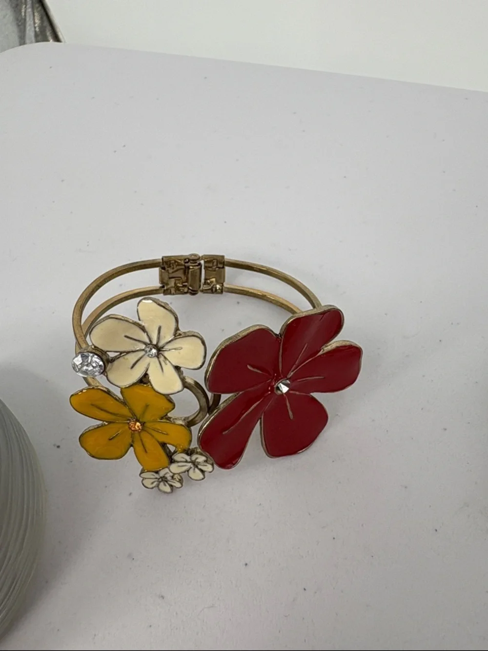 🐯 LOT: Mixed Metal and Enamel Floral Bracelet and Bangle Set etc
